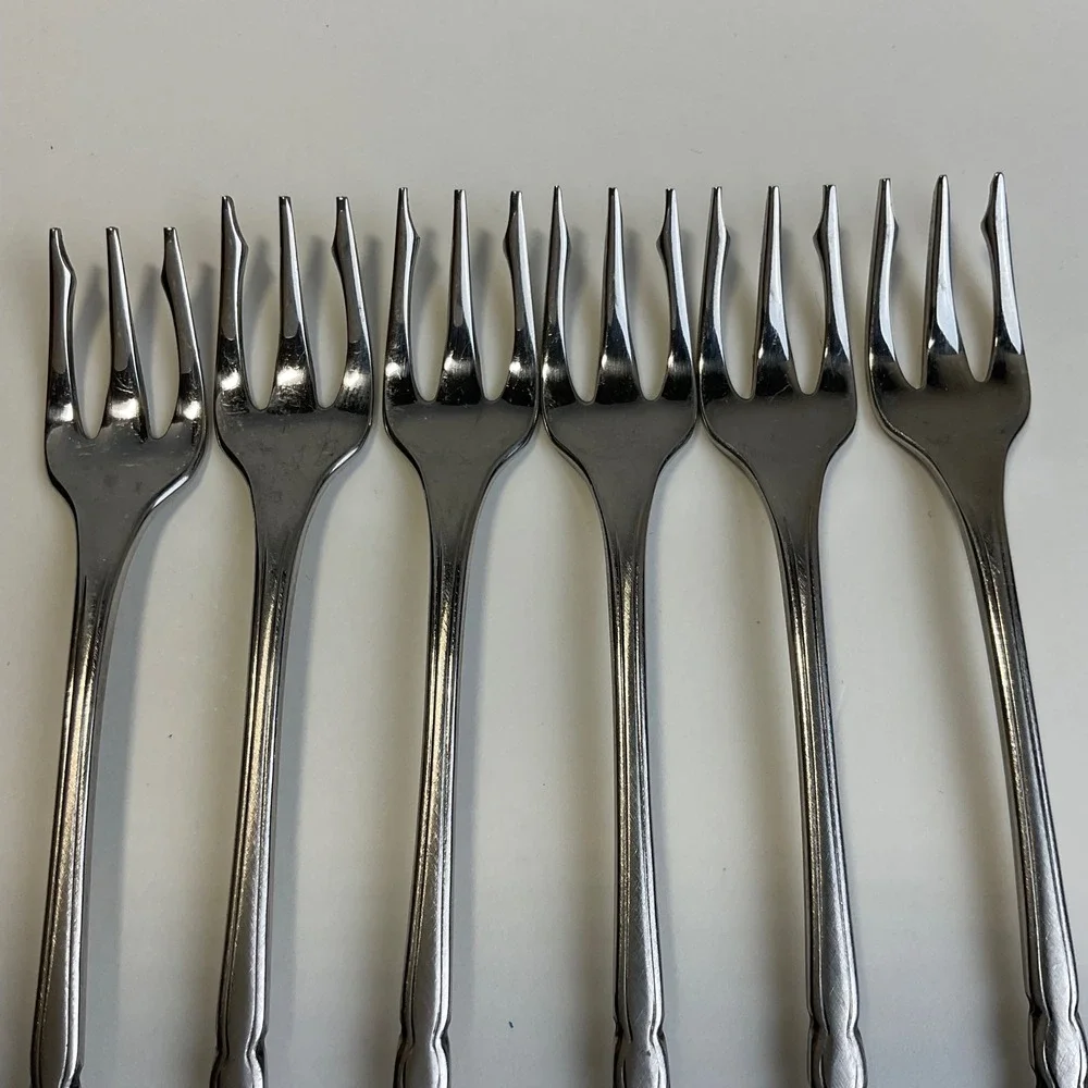 Oneida Stainless Valerie Pattern Cocktail Seafood Forks Set of 6 Vintage